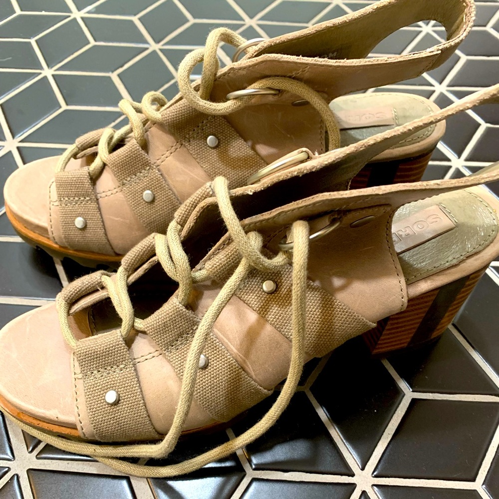 Sorel lace up sandals
